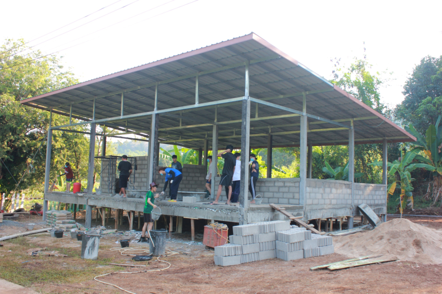 image001